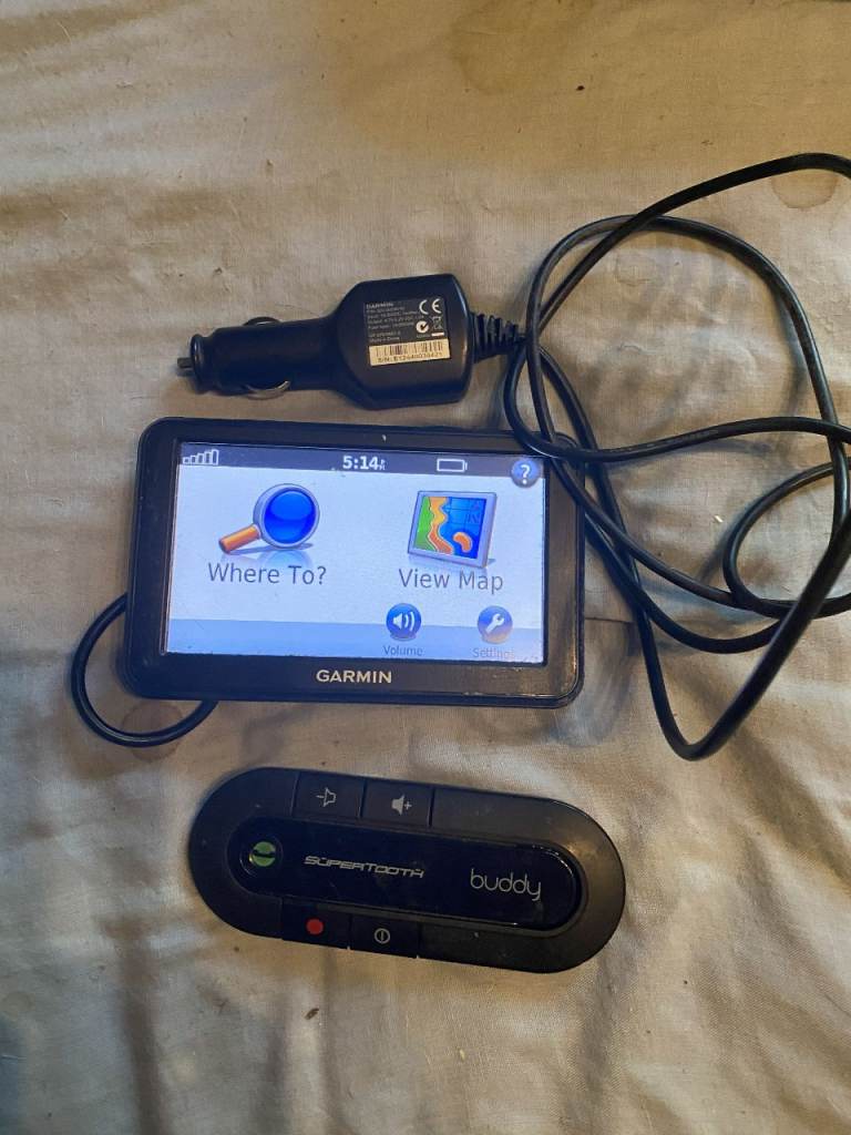 Garmin sat nav and bluetooth buddy