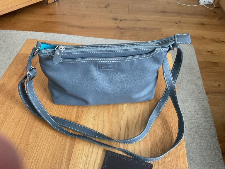 MIA TUI GREY CROSSBODY/SHOULDER BAG