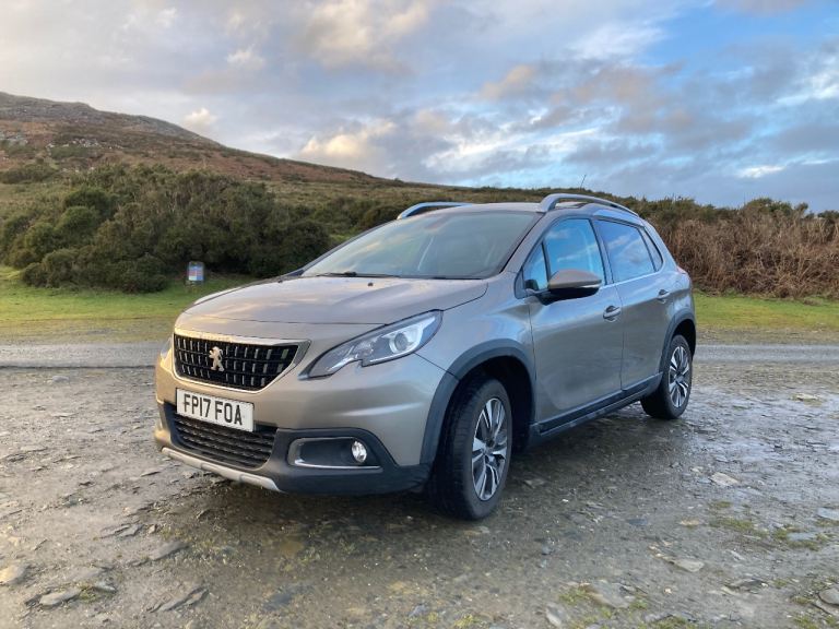 Peugeot, 2008, Hatchback, 2017, Semi-Auto, 1199 (cc), 5 doors