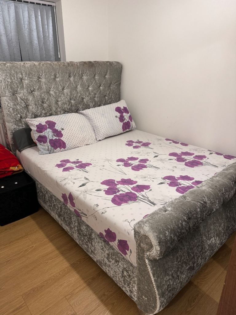 King sized bed frame no mattress