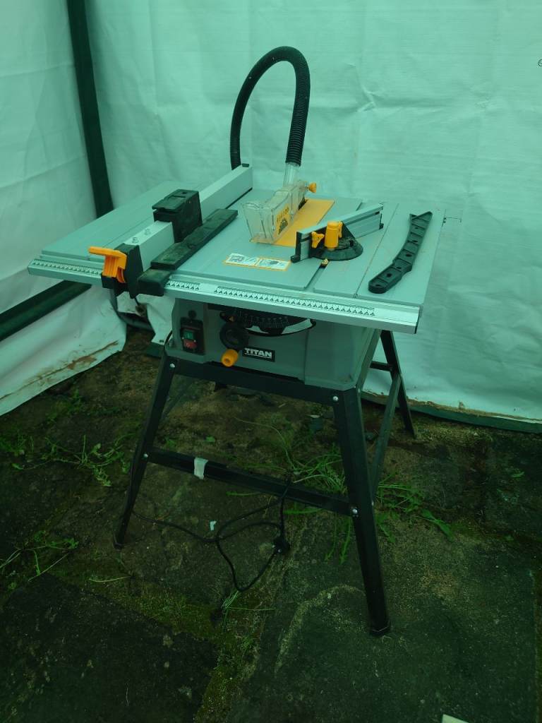 Table saw - Titan only 6 months old