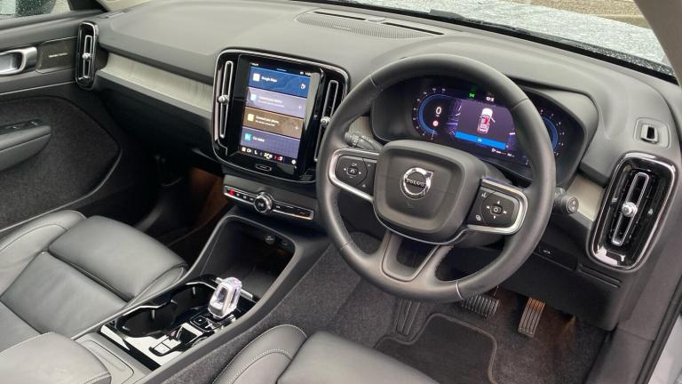 2024 Volvo XC40 2.0 B3P Ultra Dark 5dr Auto ESTATE PETROL Automatic