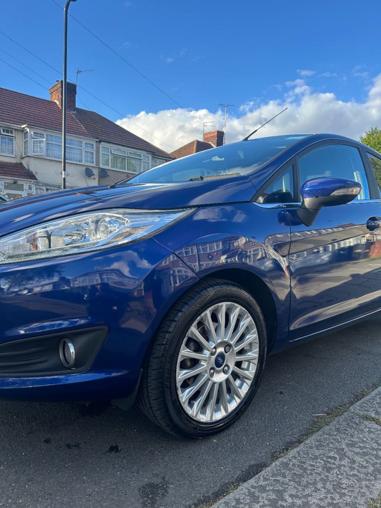 Ford, FIESTA, Hatchback,1597 (cc), 5 doors