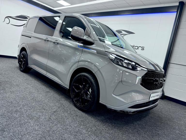  Ford Transit Custom 2.5 320 Duratec 11.8kWh Limited Crew Van 5dr Petrol Plug-in Hybrid Auto L1  ...