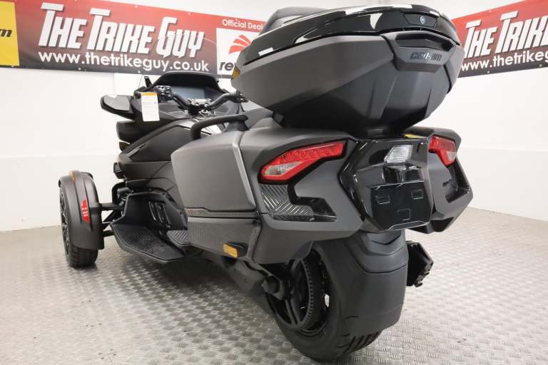 2025 Can-Am Spyder RT Limited Trike Carbon Black - IN STOCK NOW 