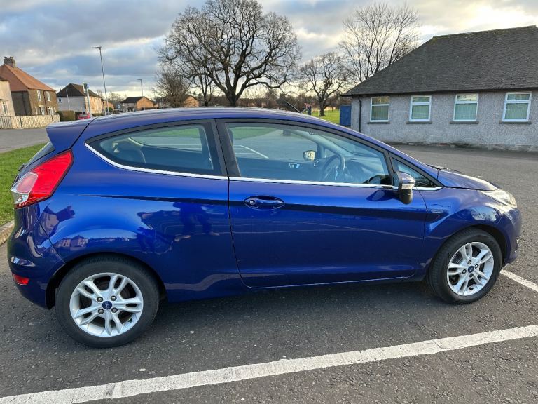 Ford, FIESTA, Hatchback, 2015, Manual, 1241 (cc), 3 doors
