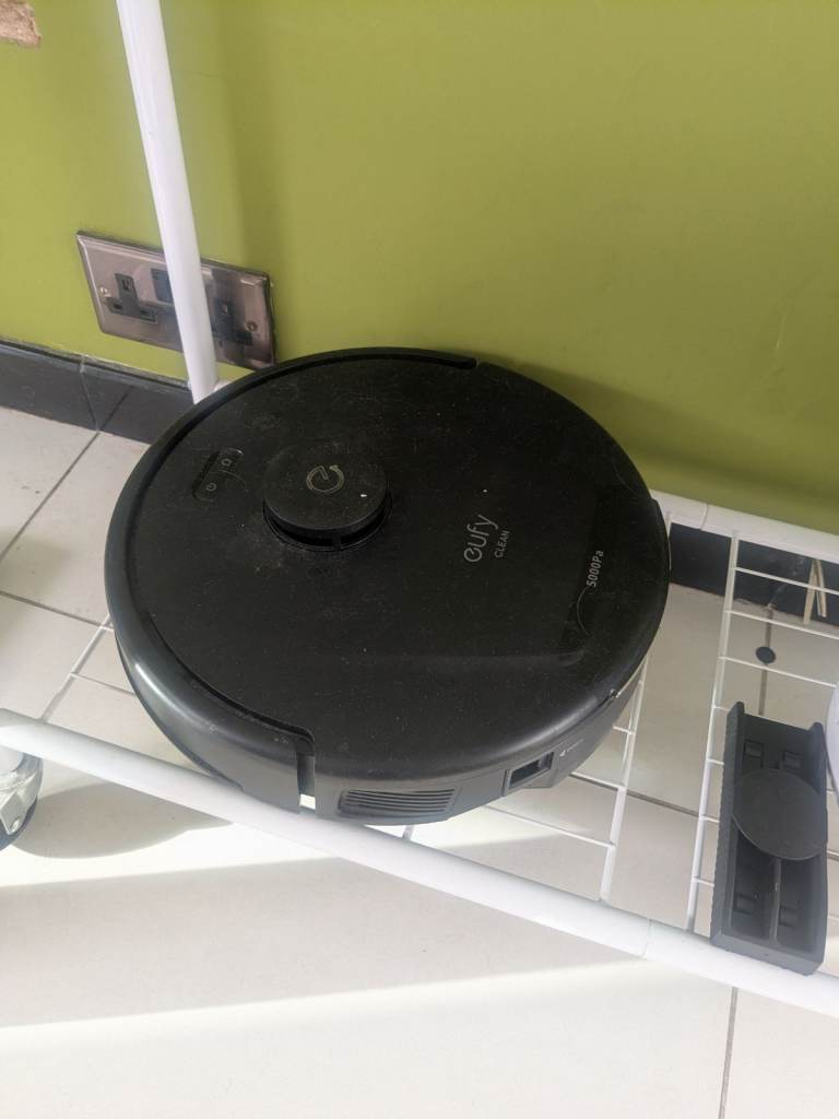 eufy Clean Robot Vacuum Cleaner (5000Pa Suction, LiDAR Navigation)