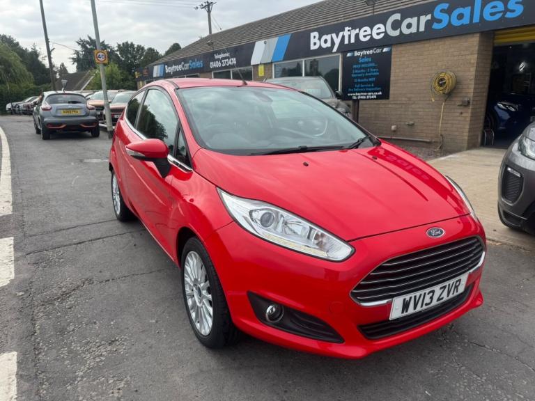 FORD FIESTA 1.6 Titanium Red Auto Petrol 2013