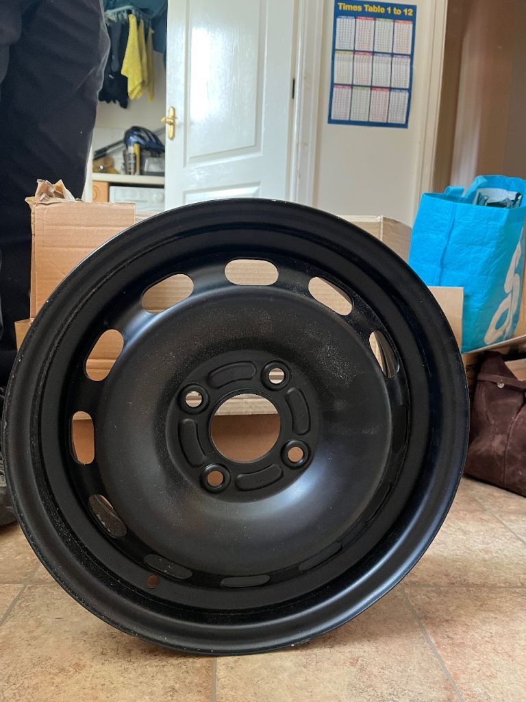 Ford fiesta steel wheel 