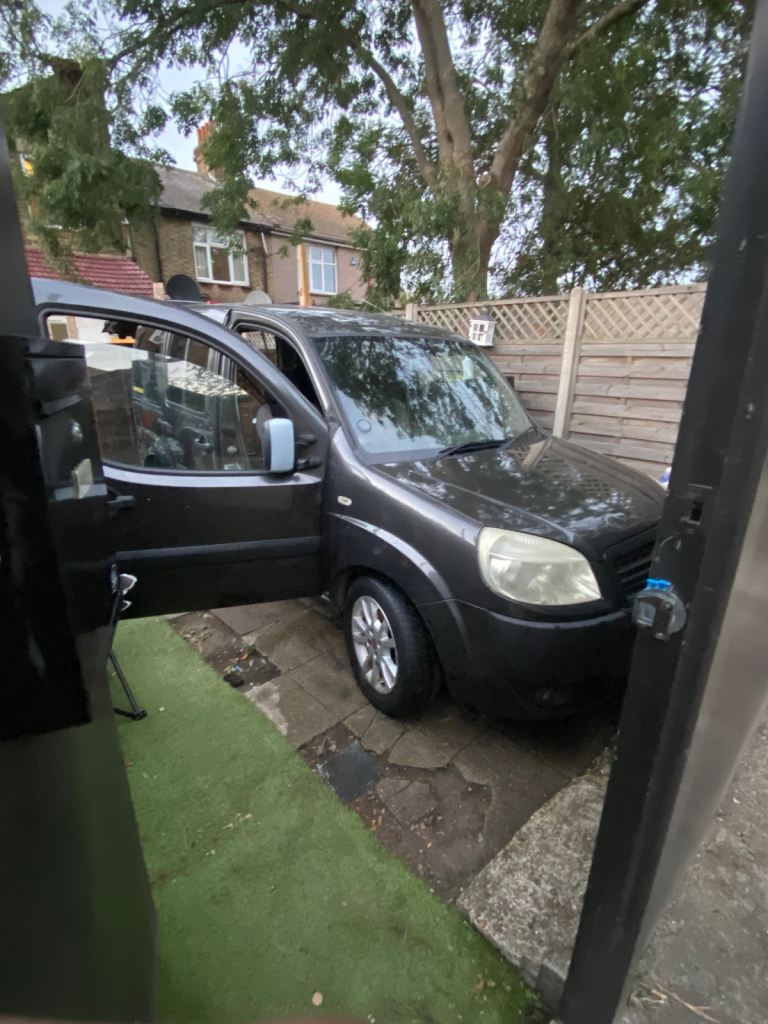 Fiat, DOBLO, MPV, 2010, Manual, 1368 (cc), 5 doors