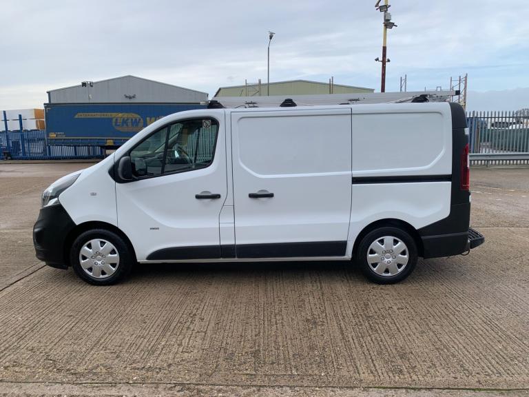2015 VAUXHALL VIVARO 2900 1.6CDTI 90PS ecoFLEX L1H1 SWB PANEL VAN EX BT FLEET