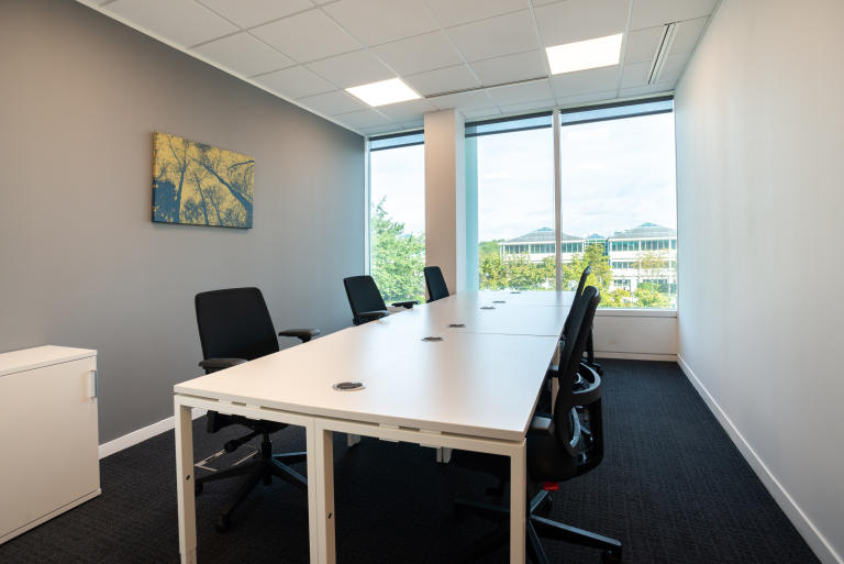 Northampton - NN47PA \ Customisable Office Space for Up to 10 Desks