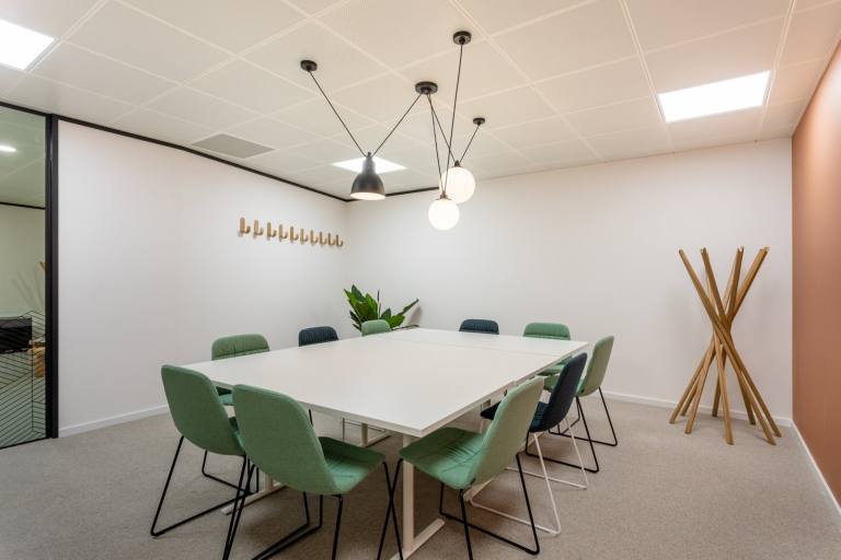 London - N4 3FU \ Office for Rent with Flexible Move-In Options (3 Workstations)