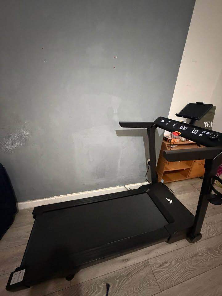 Adidas Treadmill – Excellent Condition, Hardly Used