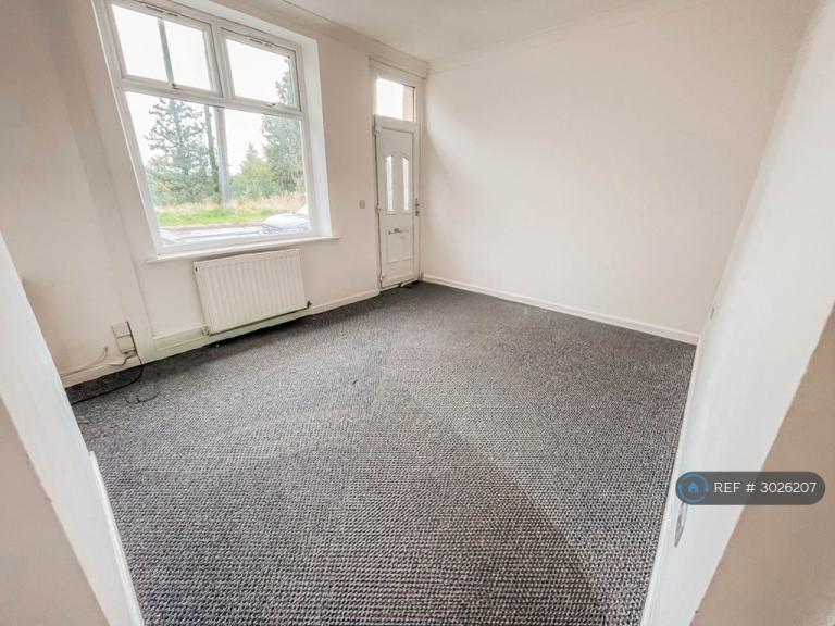 3 bedroom house in Cog Lane, Burnley, BB11 (3 bed) (#3026207)