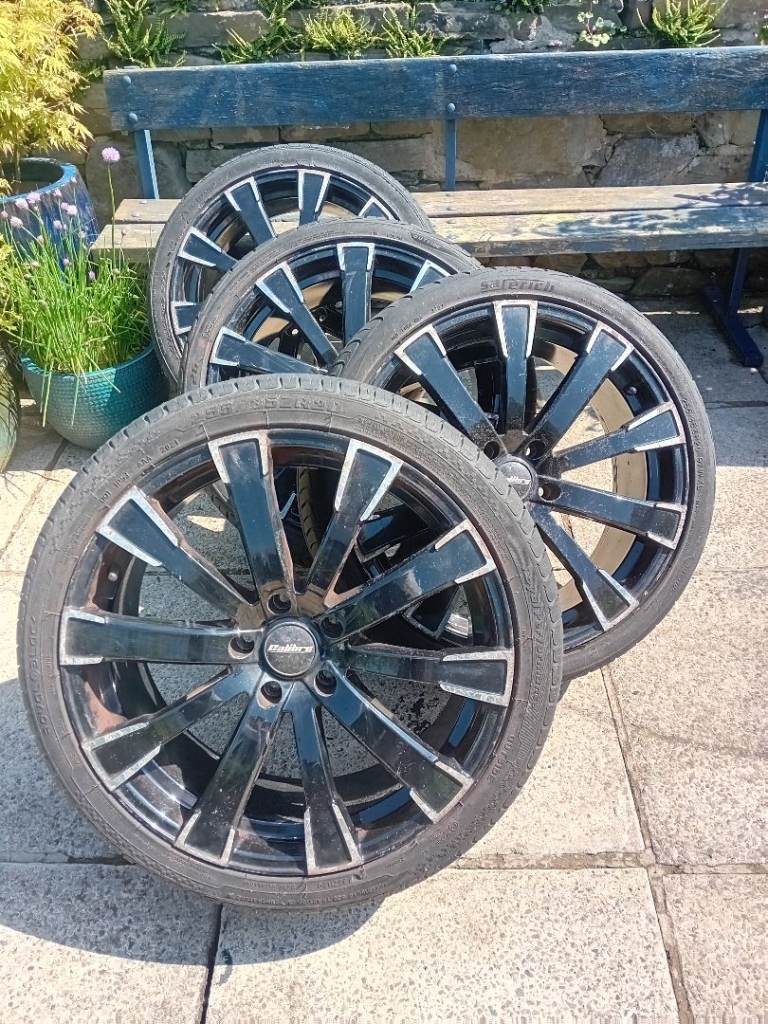 Calibre Manhattan Alloy Wheels 