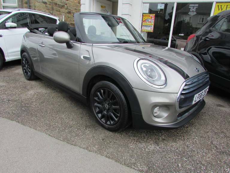 2016 MINI Convertible COOPER Used Convertible Petrol Manual