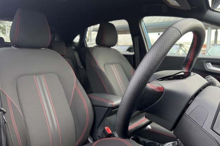 2025 Ford Puma 1.0 EcoBoost Hybrid mHEV ST-Line 5dr DCT ** Sync 4 - Bluetooth / USB Connec Hatchb...