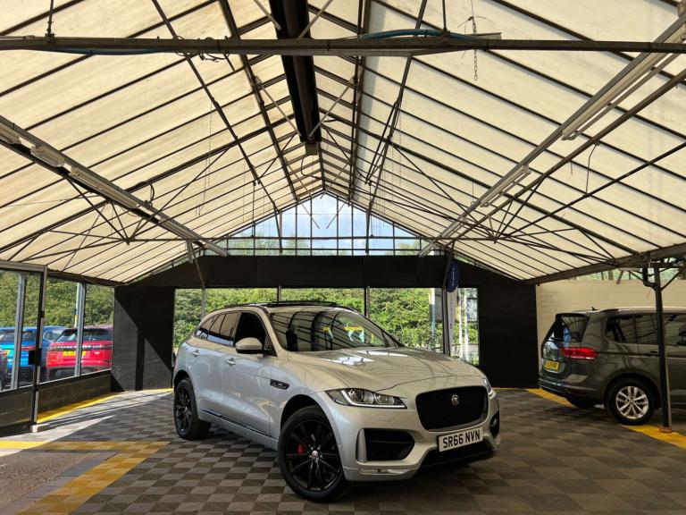 2016 Jaguar F-Pace 2.0d R-Sport 5dr Auto AWD ESTATE DIESEL Automatic
