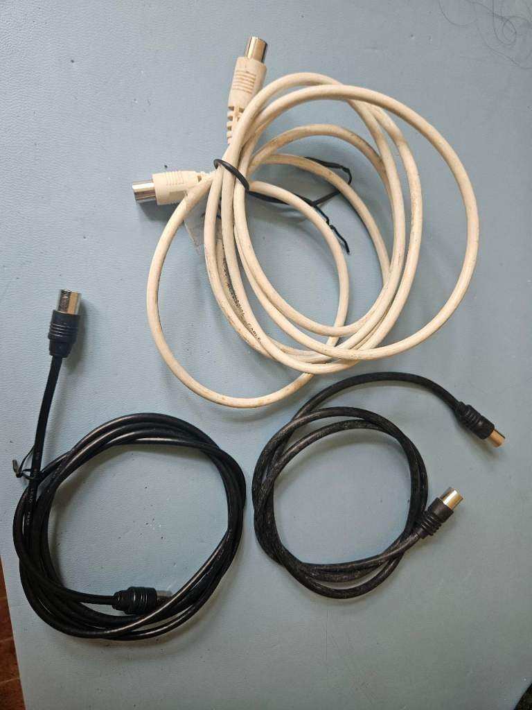 3x TV Aerial Coaxial RF Lead Cables - USED