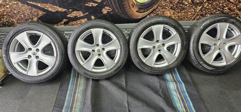 Renault Genuine 16 alloy wheels + 4 x tyres 195 55 16