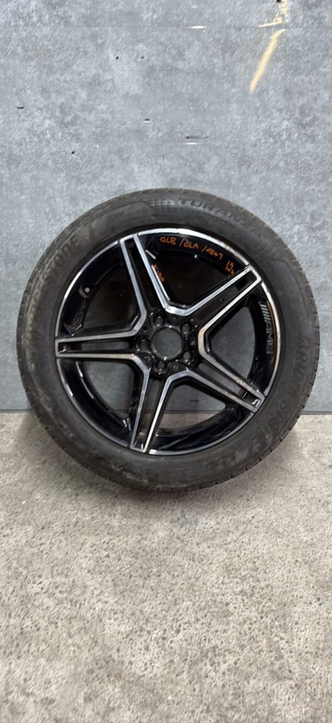 Mercedes GLB GLA A247 19 inch alloy 235 / 50 / 19 