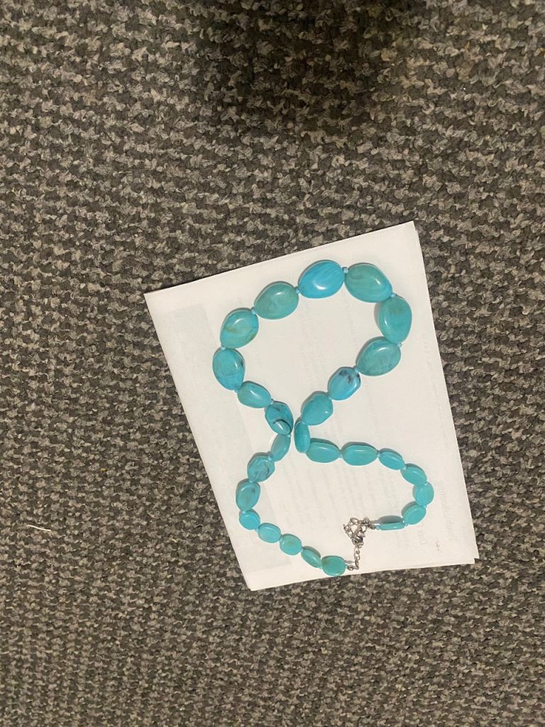 Turquoise Beaded Necklace – Good Condition