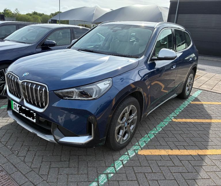 BMW iX1 xDrive30