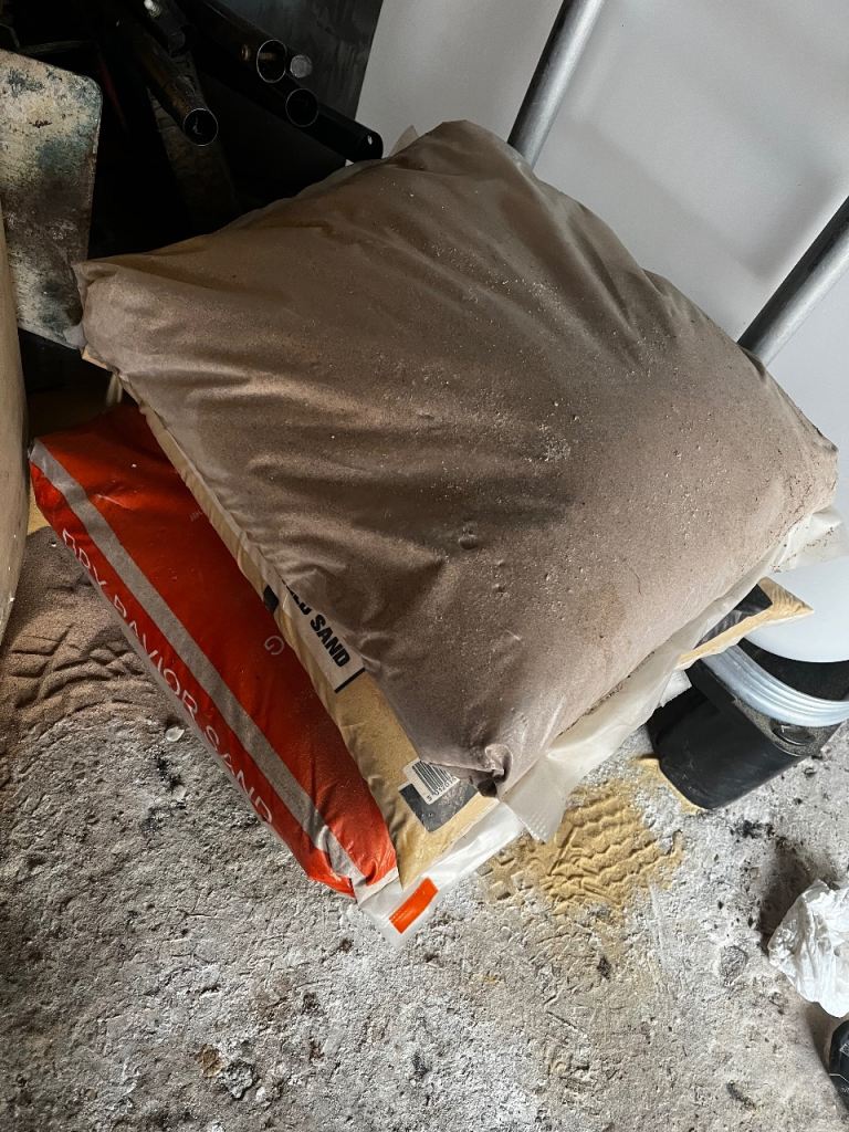 5 bags of dried sand 