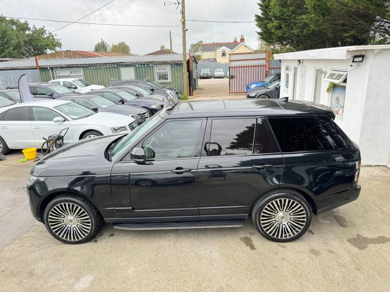 2021 Land Rover Range Rover 2.0 P400e Westminster Black 4dr Auto SUV Petrol/Electric Hybrid Autom...