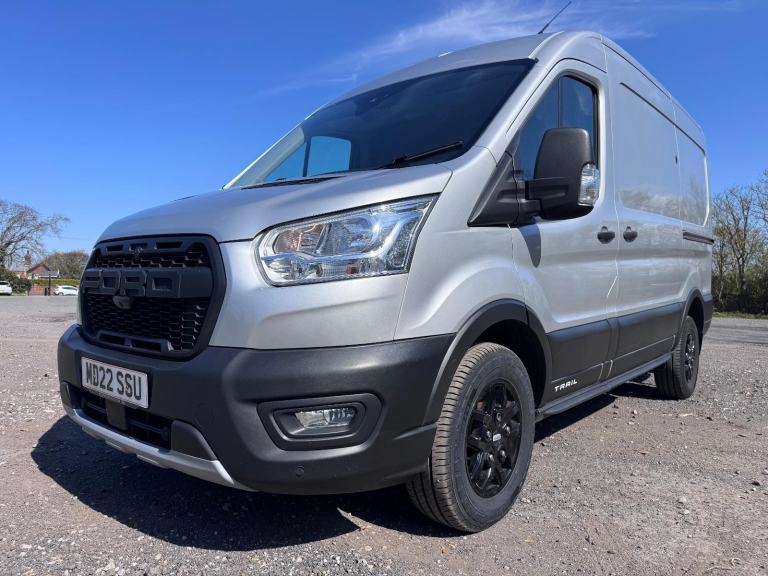 Ford Transit Trail 185BHP. Carplay. AC. F&R Cameras. LSD. Leather. FSH. Limited.