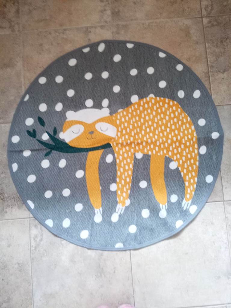 BRAND NEW ROUND RUG, 100cm cotton