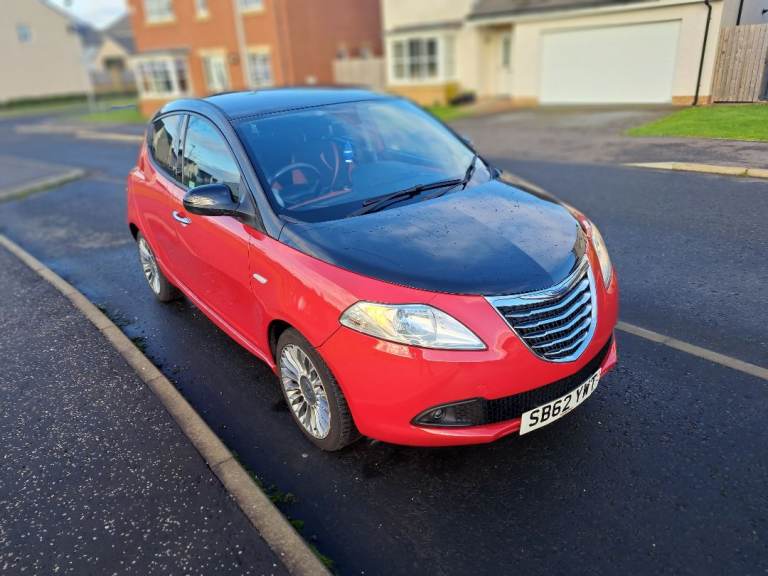 VERY LOW MILEAGE EXTREMELY RARE SPECIAL EDITION BLACK AND RED YPSILON ULEZ £35 ROAD TAX YEARS MOT 