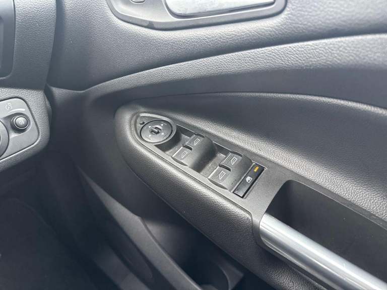 2018 Ford Kuga 2.0 TDCi ST-Line X SUV 5dr Diesel Powershift AWD Euro 6 (s/s) (180 ps) HATCHBACK D...