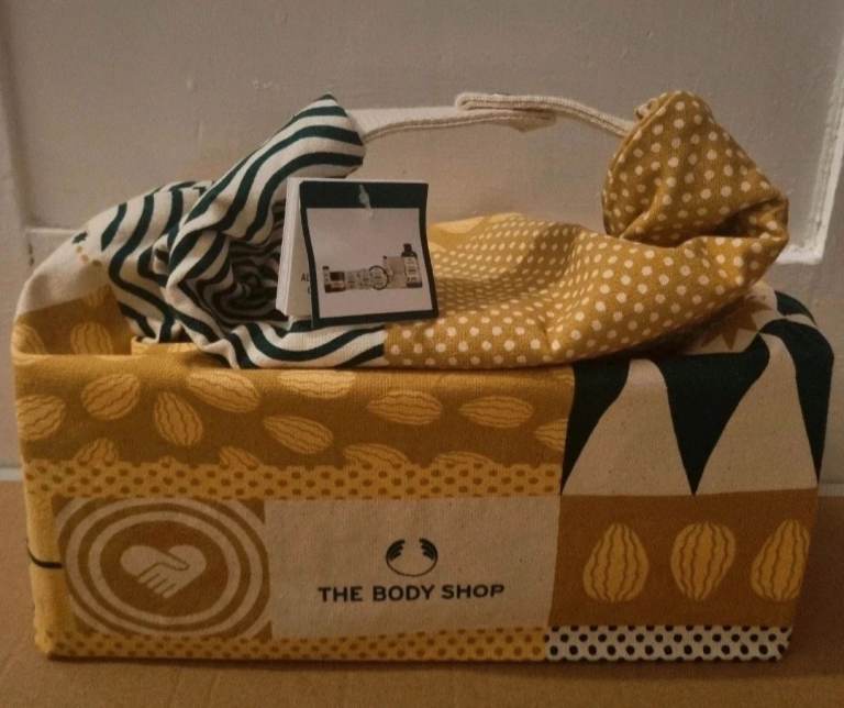 The Body Shop Gift Set Bundle Almond Milk shower hand lip bath body butter yogurt hand face mask