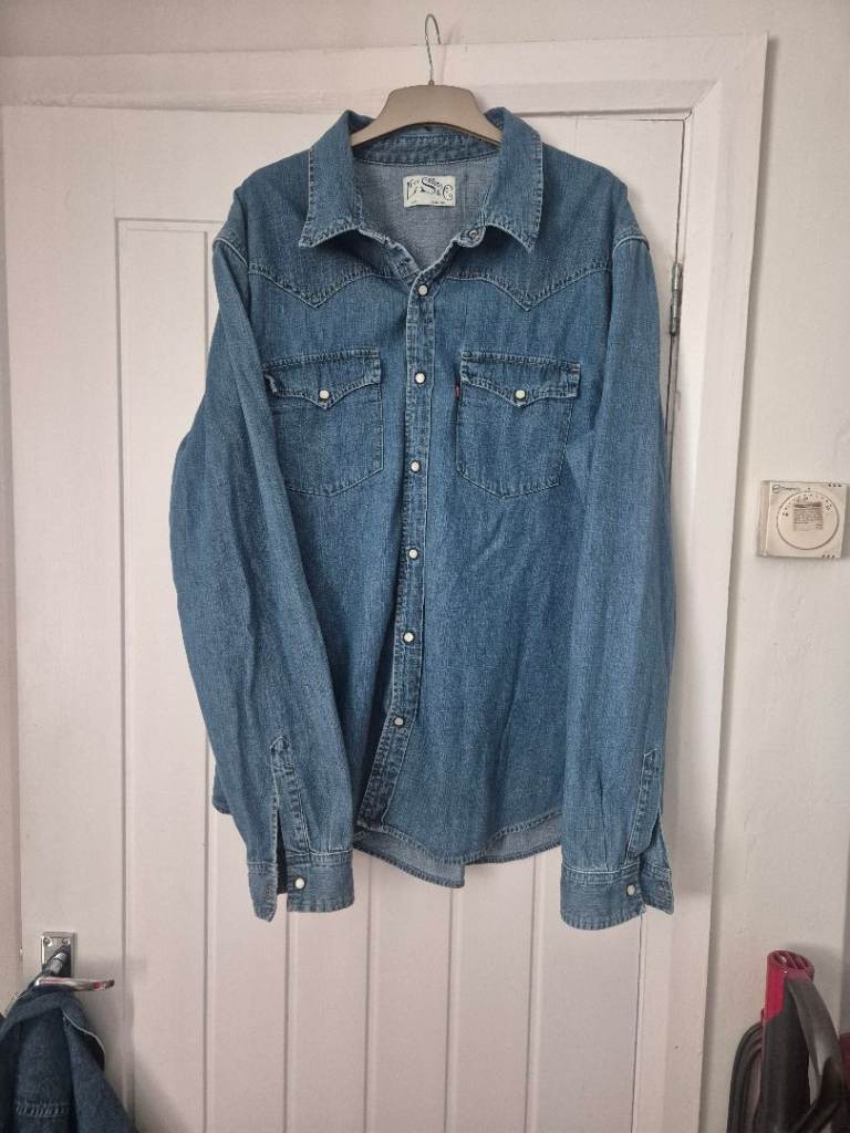 Levi denim shirt xxl, in excellent condition!!! £30