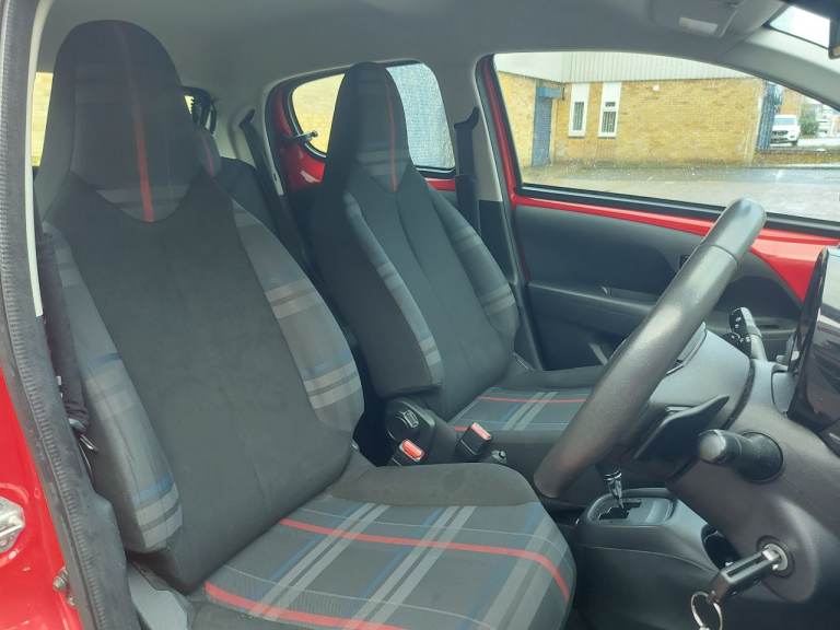 Peugeot, 108, CITROEN C1, TOYOTA AYGO, Hatchback, 2014, Auto, 998 (cc), 5 doors