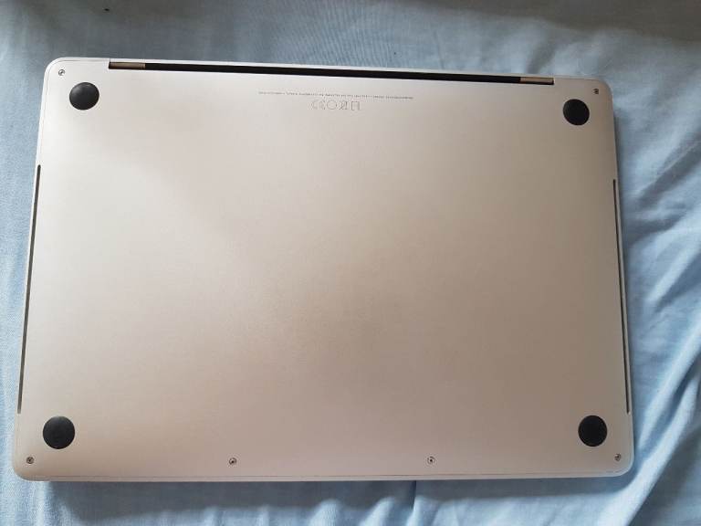 macbook pro a1706 proessor dual core intel core i5 3.1ghz 8g memory intel hd graph