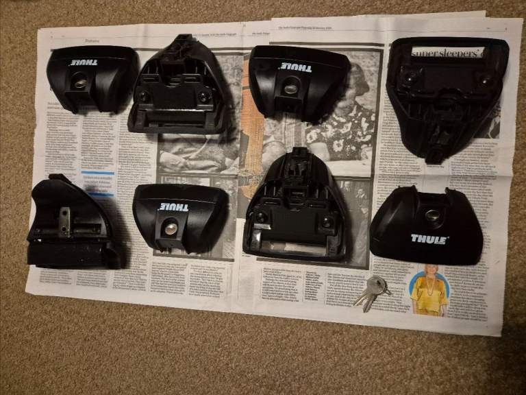 Thule 753 Rapid System roof rack foot pack, fits a BMW 1-6 series, set of 4 with 2 keys