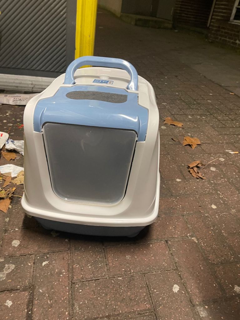 image for extra large cat toilet with lid cat litter tray