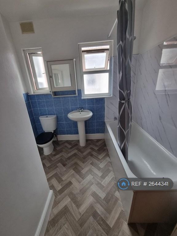 4 bedroom house in Sylvan Avenue, London, N22 (4 bed) (#2644341)