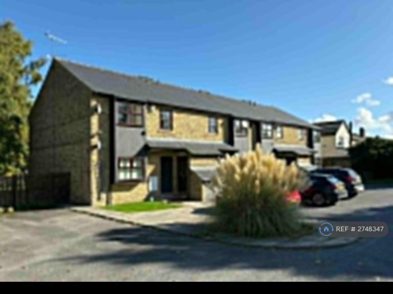 2 bedroom flat in Williams Court, Farsley, Pudsey, LS28 (2 bed) (#2748347)