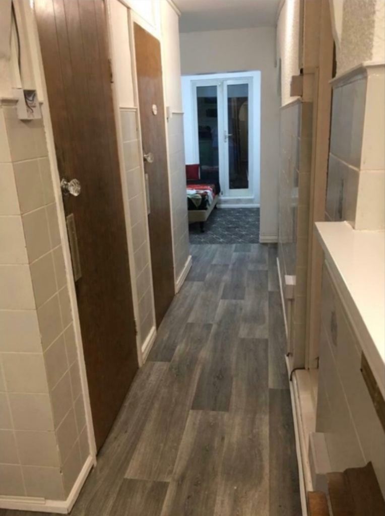 Good Size Ground Floor Room With Kitchen & Shower