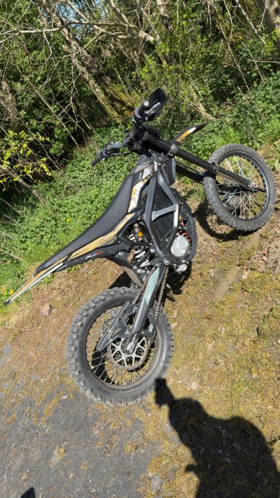 2025 sur Ron ultra bee 