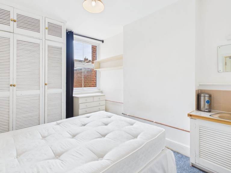 HMO Room - Uncapped Universal Credit/DSS/Benefits Applicants ONLY - Transitional Housing