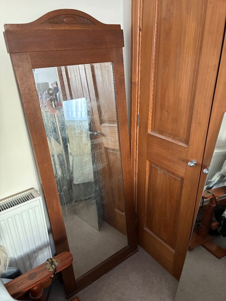 Mirror 