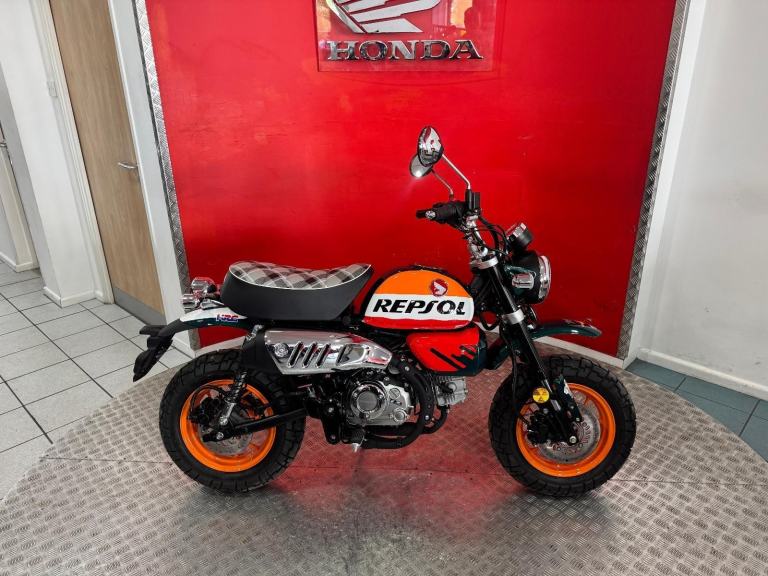 Brand new Honda Z125 Monkey | Doohan Repsol