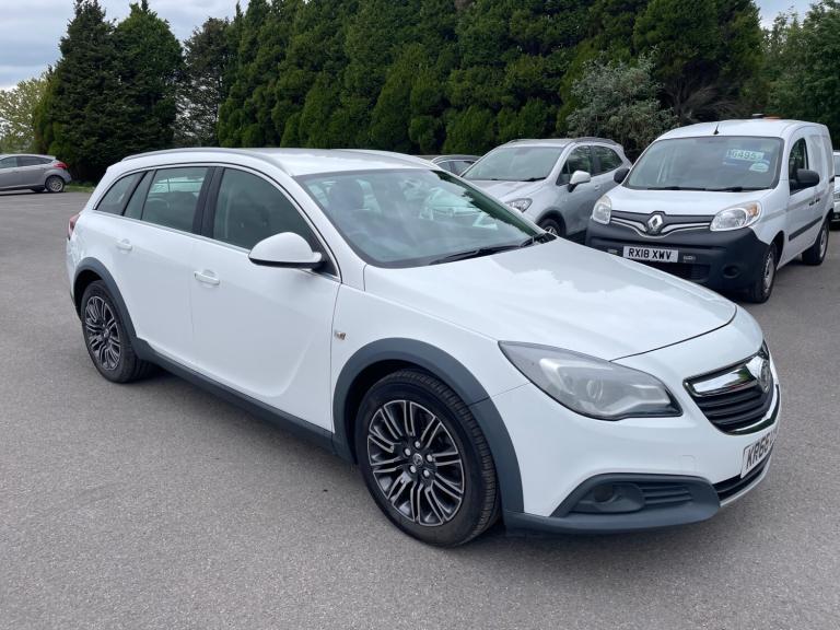 2016 Vauxhall Insignia 2.0 CDTi SE Sports Tourer 5dr Diesel Auto ESTATE Diesel Automatic