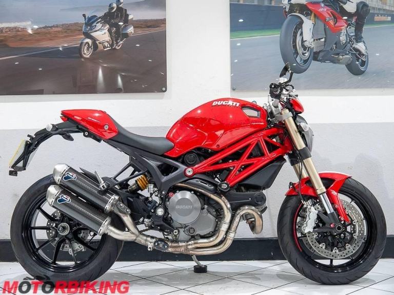 2012 (12) Ducati Monster 1100 EVO - Stunning, low mileage example!!