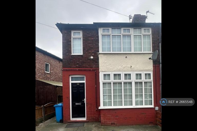 2 bedroom house in Massey Avenue, Failsworth, M35 (2 bed) (#2665548)